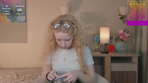 Sofia 3 online show from 03-14-26, 11:04