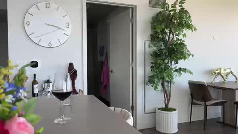 Gracie Mae online show from 09-11-25, 08:20