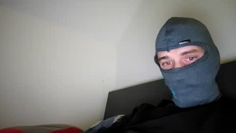 Snapshot of graff4 chatting on 12-19-24, 09:38 Smallcom online show from 12-19-24, 09:38