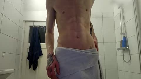 Snapshot of graff4 chatting on 01-03-25, 10:08 Smallcom online show from 01-03-25, 10:08