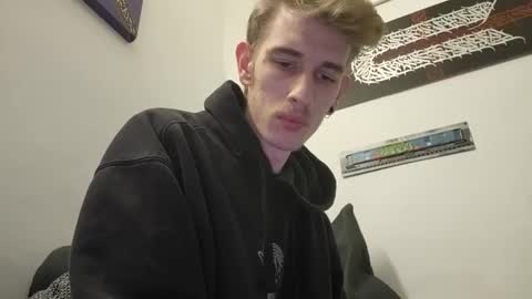 Snapshot of graff4 chatting on 02-13-25, 09:27 Smallcom online show from 02-13-25, 09:27