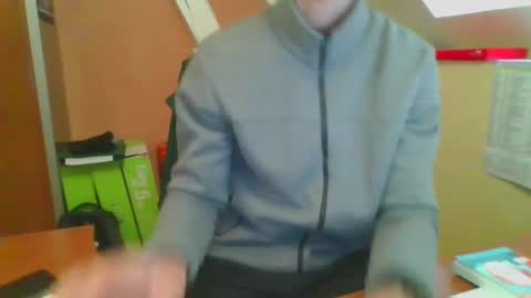 Snapshot of grandbi chatting on 01-08-25, 08:06 grandbi online show from 01-08-25, 08:06