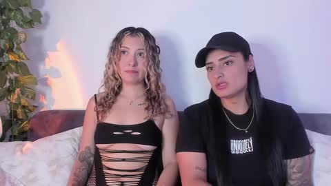 Snapshot of grave_duo chatting on 09-12-25, 06:35 GRAVE DUO online show from 09-12-25, 06:35