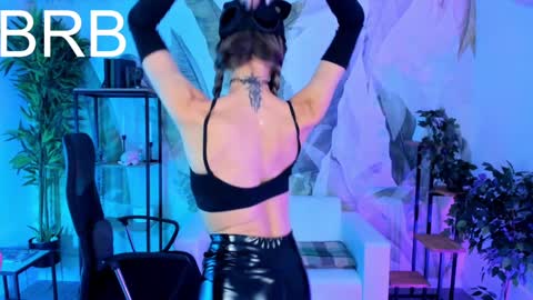 GrayceWild online show from 01-08-25, 02:25