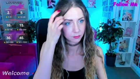 GrayceWild online show from 01-17-25, 08:13