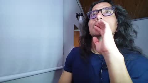 Snapshot of grayrosty chatting on 02-28-25, 06:20 grayrosty online show from 02-28-25, 06:20