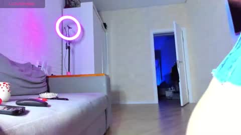 Snapshot of great_blondy chatting on 06-15-26, 10:56 Anny online show from 06-15-26, 10:56