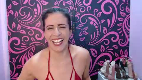 Snapshot of great_pussy20 chatting on 07-28-26, 03:21 Isabella online show from 07-28-26, 03:21