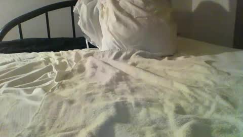 Snapshot of greatgazu chatting on 12-23-24, 12:57 hotforyou69 online show from 12-23-24, 12:57