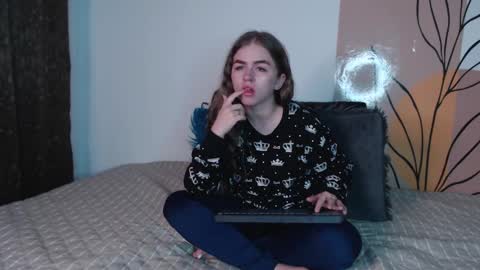  GRECIA  online show from 12-10-24, 10:47