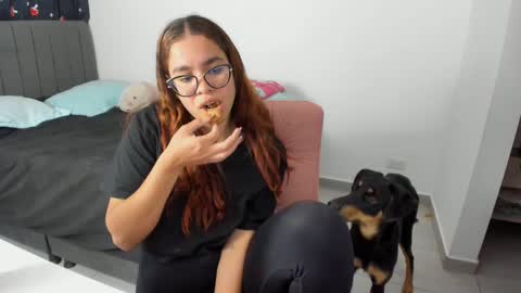 GreciaRuiz online show from 09-26-25, 11:20