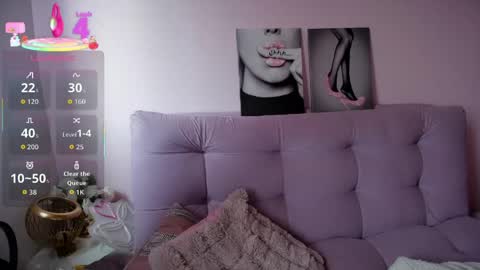 Greeicy online show from 04-13-26, 06:02