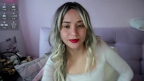 Snapshot of greeicywells chatting on 06-08-26, 08:31 Greeicy online show from 06-08-26, 08:31