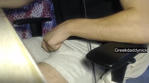 Snapshot of greekdaddynickofficial chatting on 09-22-25, 07:43 greekdaddynickofficial online show from 09-22-25, 07:43