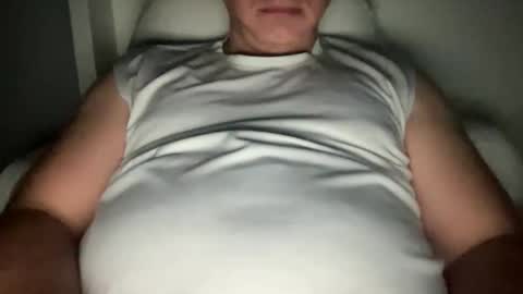 Snapshot of green_knight4169 chatting on 10-22-25, 10:48 GreenKnight online show from 10-22-25, 10:48