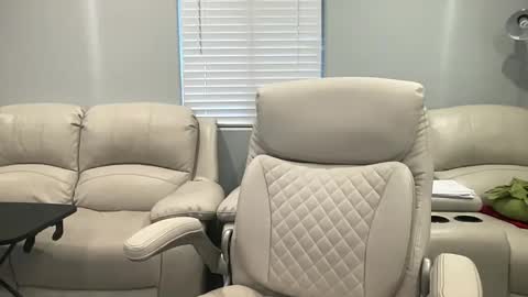 Snapshot of green_knight4169 chatting on 11-14-25, 10:40 GreenKnight online show from 11-14-25, 10:40