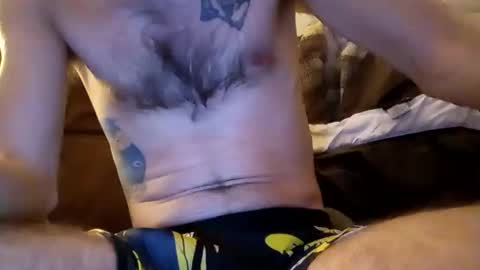 Snapshot of greenbastard78 chatting on 12-18-25, 04:18 greenbastard78 online show from 12-18-25, 04:18