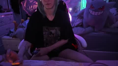 GreenEyedLovexo online show from 10-02-25, 05:03