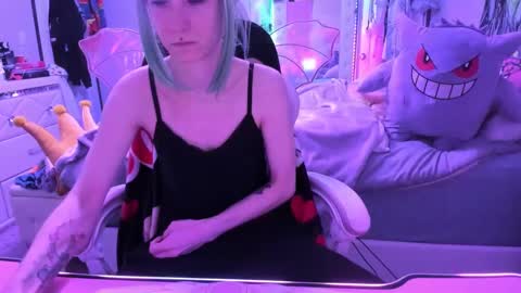 GreenEyedLovexo online show from 10-08-25, 02:14