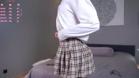 Kelly online show from 02-18-26, 02:24