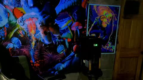 Snapshot of greenlungs8195 chatting on 02-04-25, 07:29 Greenlungs8195 online show from 02-04-25, 07:29