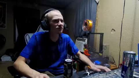 Snapshot of greenlungs8195 chatting on 10-06-25, 07:39 Greenlungs8195 online show from 10-06-25, 07:39