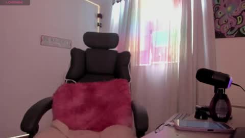 Medussa online show from 03-12-26, 08:37