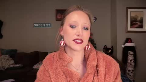 SexQueen Nikki online show from 12-22-24, 10:06