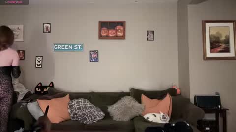 SexQueen Nikki online show from 06-20-26, 04:59