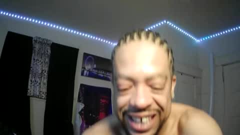 Snapshot of gregnice313 chatting on 02-10-26, 06:06 NICE and sometimes Savvy online show from 02-10-26, 06:06