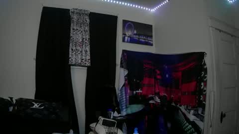 Snapshot of gregnice313 chatting on 03-10-26, 05:01 NICE and sometimes Savvy online show from 03-10-26, 05:01