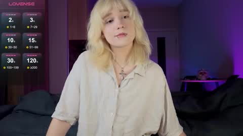 Greg-independent model online show from 10-22-25, 09:58