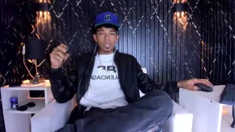 GregorySforza online show from 11-03-25, 11:44