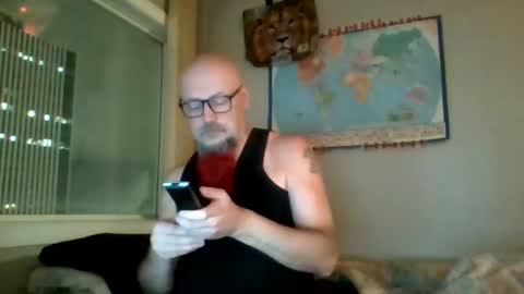 Snapshot of gregrev chatting on 12-17-24, 02:33 gregrev online show from 12-17-24, 02:33