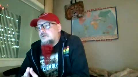 Snapshot of gregrev chatting on 12-18-24, 12:43 gregrev online show from 12-18-24, 12:43