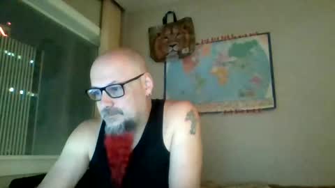 Snapshot of gregrev chatting on 12-20-24, 02:52 gregrev online show from 12-20-24, 02:52