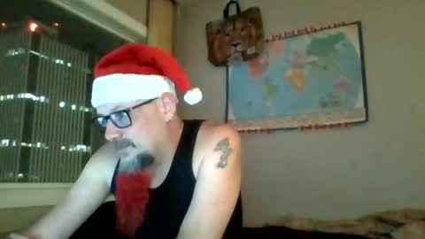 Snapshot of gregrev chatting on 12-26-24, 07:45 gregrev online show from 12-26-24, 07:45
