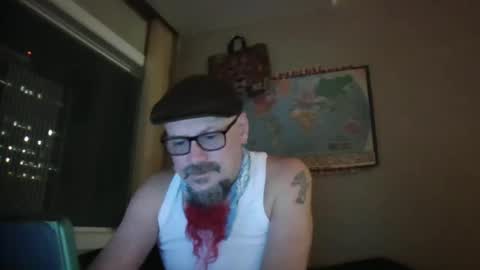 Snapshot of gregrev chatting on 01-15-25, 01:02 gregrev online show from 01-15-25, 01:02