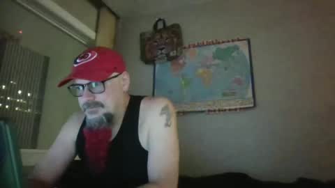 Snapshot of gregrev chatting on 01-22-25, 01:20 gregrev online show from 01-22-25, 01:20