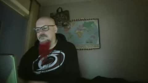 Snapshot of gregrev chatting on 02-09-25, 01:11 gregrev online show from 02-09-25, 01:11