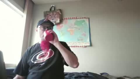 Snapshot of gregrev chatting on 02-28-25, 12:32 gregrev online show from 02-28-25, 12:32