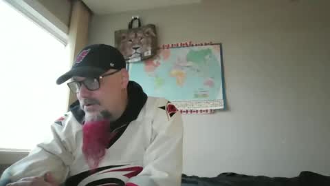 Snapshot of gregrev chatting on 03-12-25, 01:14 gregrev online show from 03-12-25, 01:14