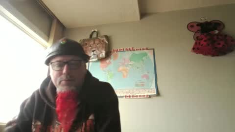 Snapshot of gregrev chatting on 10-04-25, 11:14 gregrev online show from 10-04-25, 11:14