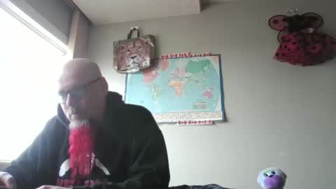 Snapshot of gregrev chatting on 10-07-25, 10:29 gregrev online show from 10-07-25, 10:29