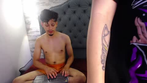 Snapshot of gremory_and_redlin69 chatting on 02-02-25, 03:39 Gremory - Redlin online show from 02-02-25, 03:39