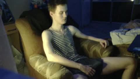 Snapshot of greonn chatting on 01-11-25, 07:05 Felix online show from 01-11-25, 07:05