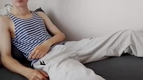 Snapshot of greonn chatting on 10-07-25, 11:40 Felix online show from 10-07-25, 11:40