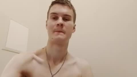 Snapshot of greonn chatting on 11-02-25, 07:55 Felix online show from 11-02-25, 07:55