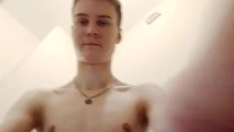 Snapshot of greonn chatting on 11-03-25, 07:31 Felix online show from 11-03-25, 07:31