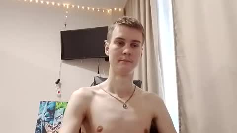 Snapshot of greonn chatting on 11-05-25, 08:36 Felix online show from 11-05-25, 08:36